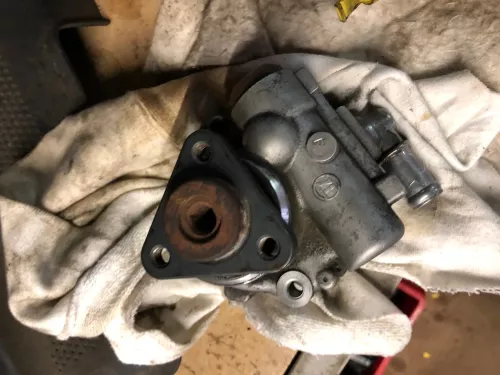 VW Passat 3BG Pumpe Servolenkung Servopumpe 3B0422154B / H 2.8 AMX BBG ATQ (110892)