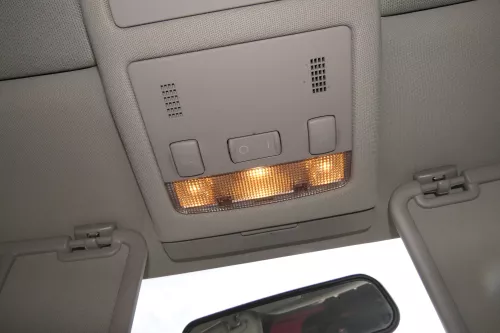 Audi A2 8Z Innenraumleuchte Leuchte innen Leselampe Leseleuchte 8Z0947111D (111665)