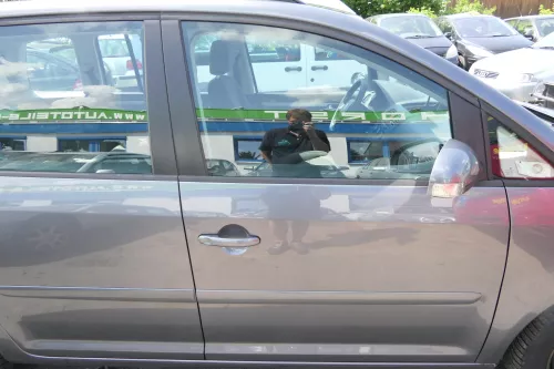 VW Touran 1T 1T3 Tür vorne rechts Beifahrertür grau LD7X - ohne Anbauteile (111758)