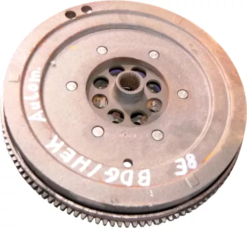 Audi A4 8E A6 4B Schwungrad Automatik 059105317D 2.5 TDI BDG BCZ Zahnkranz (112489)