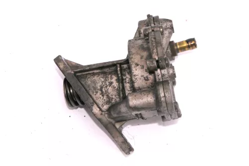 VW T4 Unterdruckpumpe Vakuumpumpe 074145100A 2,5 TDI AAB ACV 072145100 A /C (112513)