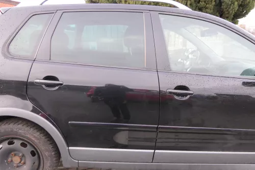 VW Polo 9N 9N3 Cross Tür hinten rechts schwarz LC9Z 4/5-Türer (113506)