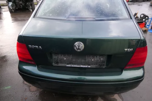 VW Bora Limousine Heckklappe Kofferraumklappe Klappe hinten grün LC6M (113671)