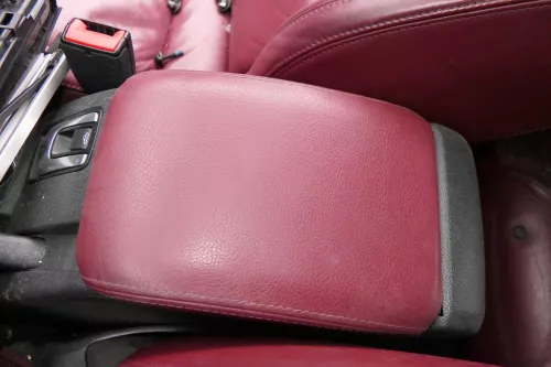 VW Eos 1F Mittelarmlehne Armlehne Fach Lehne Mittelkonsole rot deepred (113864)