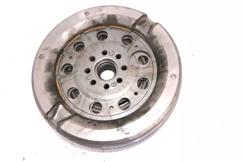 VW T4 Schwungrad Kupplung Druckplatte 2.5 AJT 57kw 77PS  074105264D  (113899)
