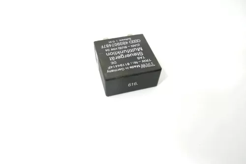 Audi A4 B5 A6 VW Sharan Passat 3B Relais 616 Multifunktion Lenkrad 4B0907487F (114186)
