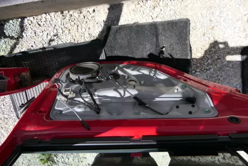 VW Golf 4 Bora Tür hinten links nur passend bei Kombi / Variant rot LY3D  (115189)