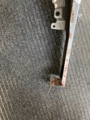 Audi A4 8E B6 Kotflügel vorne links grau silber LY7J  (115248)