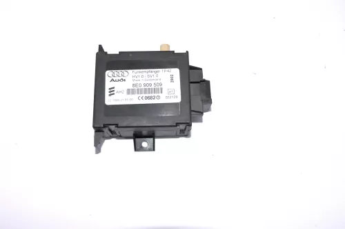 Audi A4 8E Steuergerät Funk Empfänger Standheizung Heizung Diesel 8e0909509