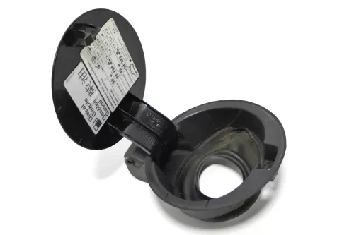 VW Golf 4 Limousine Tankdeckel Deckel Tank Tankverschluß schwarz L041 (115491)