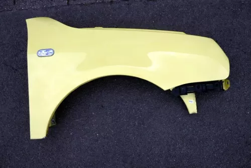 VW Lupo Kotflügel vorne rechts 1.4 FSI gelb LD1B