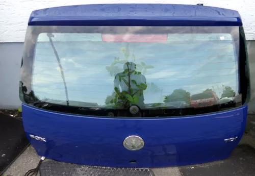 VW Fox 5Z Heckklappe Kofferraumklappe Klappe hinten mit Scheibe blau LL5M (115564)