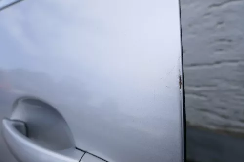 VW Passat 3B 3BG Kombi Variant Tür hinten links silber LA7W mit Anbauteilen (116095)