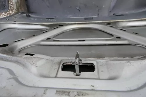 VW Passat 3BG Motorhaube Klappe vorne vorn Haube silber LA7W - Rost (116097)