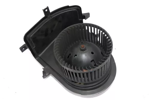 VW Polo 6N Caddy Arosa Lüfter Lüftermotor 1H1820021 Heizung mit Klima Golf 3 6k (116106)
