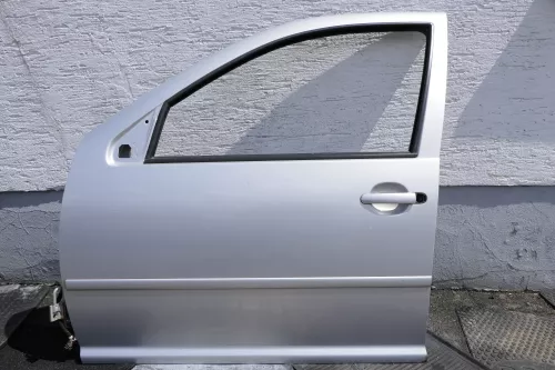 VW Golf 4 Bora Tür vorne links Fahrertür 4/5-Türer Kombi Variant silber LB7Z - 6 (116364)