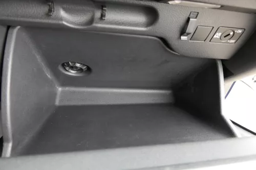 VW Tiguan Handschuhfach Handschuhfachdeckel Deckel Klappe 5N0858069J schwarz (116889)