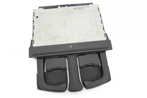 Audi A3 8P Becherhalter Dosenhalter Getränkehalter hinten 8P0885995 (117208)