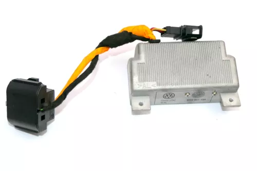 VW Tiguan Steuergerät Wechselrichter 230V Anschluß Stecker 5N0907155