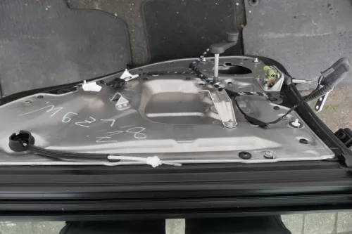 Audi A2 8Z Tür hinten rechts schwarz LZ9W -mit Rahmen, Scheibe & Fensterheber (118117)