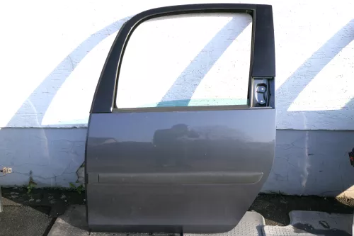Skoda Roomster 5J Tür hinten links grau 9153 (ohne Anbauteile - mit Scheibe) (118200)