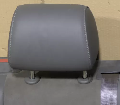 Audi A4 B6 8E Kopfstütze hinten rechts 8E0885974G Leder grau (119396)
