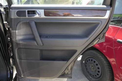 VW Touareg 7L Türverkleidung Verkleidung Tür Leder hinten rechts antharzit (119594)