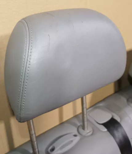 VW Passat 3B 3BG Kopfstütze Sitz Sitze hinten rechts oder links grau Leder (119967)