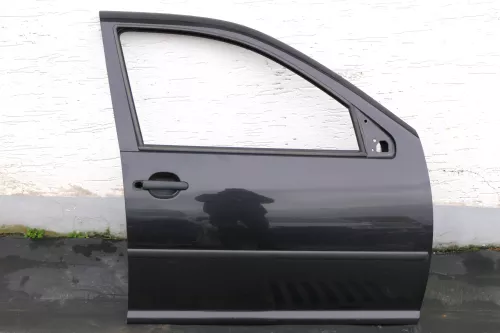 VW Golf 4 Bora Tür vorne rechts Beifahrertür 4/5-Türer  Kombi schwarz LC9Z ää (120287)