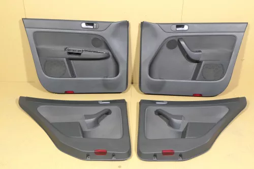 VW Golf Plus 5M 4x Türverkleidung Verkleidung Tür vorne hinten links re schwarz 