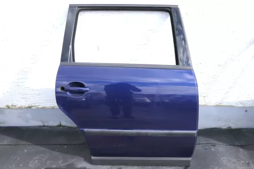 VW Passat 3B 3BG Kombi Variant Tür hinten rechts blau LB5N und Scheibe