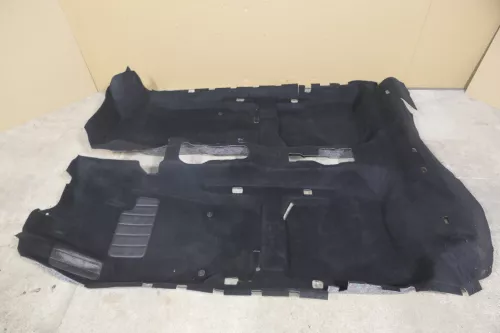 Polo 6R Teppich Innenraumteppich Innen Bodenbelag Boden 6R6863367F 07N schwarz (120948)