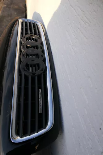 Audi A4 B5 Facelift Motorhaube Haube Klappe vorne Bj. 2000 schwarz LY9B (121265)