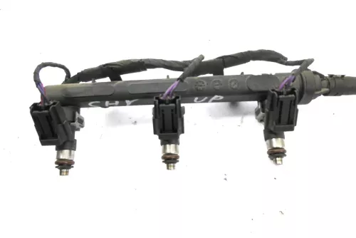 VW Up Mii Einspritzdüse Düse 04C906031D 04C133313H Einspritzleiste