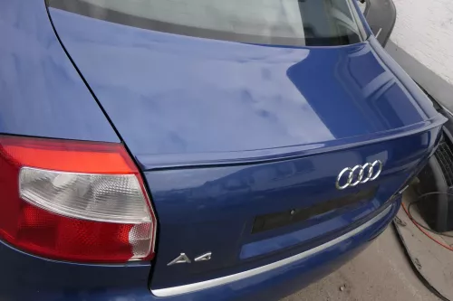 Audi A4 B6 8E Limousine Limo Heckklappe Klappe hinten blau LW5Z (122688)