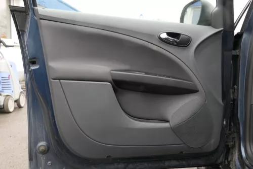 Seat Altea 5P XL Türverkleidung Verkleidung Tür vorne +hinten links Sonnenrollo