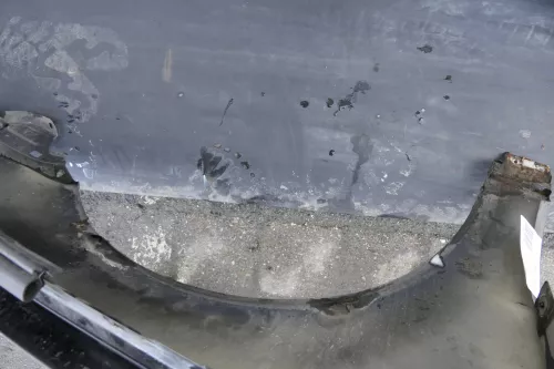 VW Passat 3B Kotflügel vorne links schwarz matt (123020)