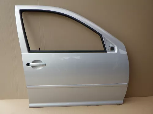 VW Golf 4 Bora Tür vorne rechts Beifahrertür 4/5-Türer & Kombi silber LB7Z satin (123739)