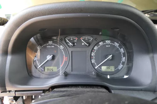 Skoda Octavia 1U Tacho Tachometer Kombiinstrument 1U0920810F  218.000km TDI (125371)