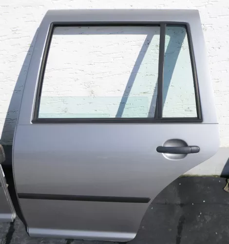 VW Golf 4 Bora Tür hinten links nur Kombi / Variant grau LD7V