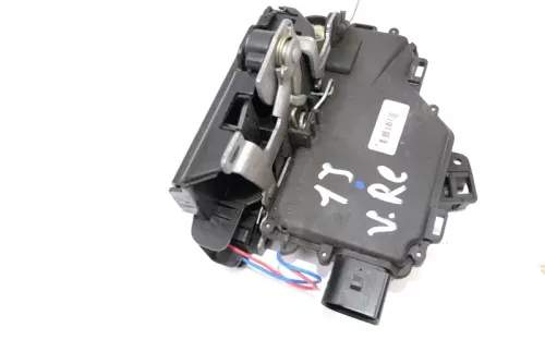 Seat Leon Octavia Stellmotor Tür Türschloß mit Zentralverriegelung rechts vorne (126284)