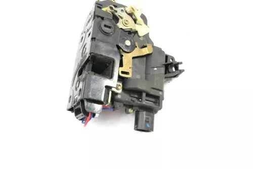 VW Golf 4 Passsat Stellmotor Tür Türschloß mit Zentralverriegelung hinten links (126286)