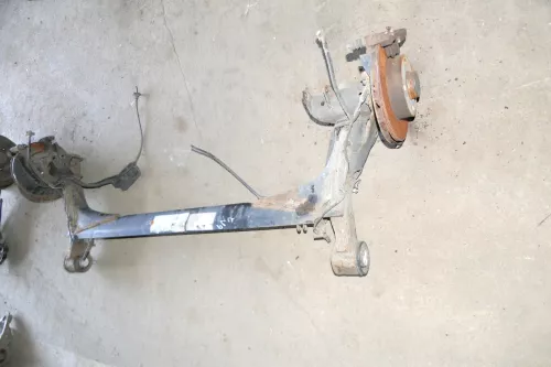 VW Polo 6N2 Achse hinten Hinterachse Achsträger mit ABS Scheibenbremse Scheibe (126604)