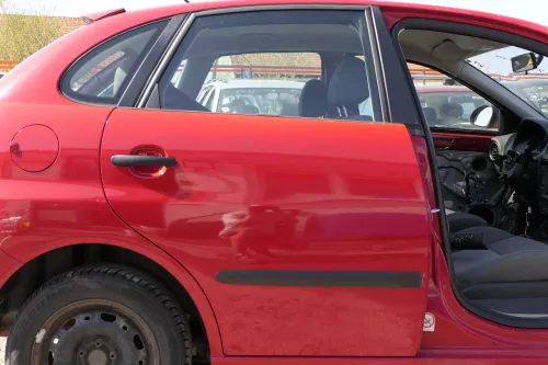 Seat Ibiza 6L Tür 4/5-Türer hinten rechts rot LS3H - ohne Anbauteile (126638)