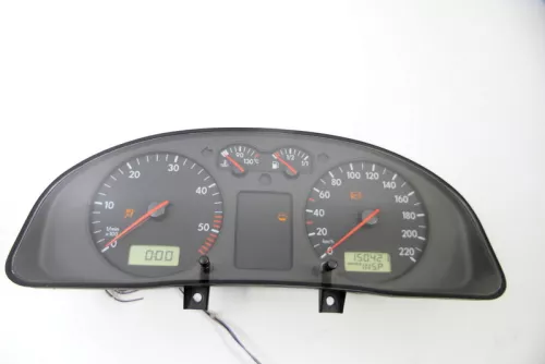 VW Passat 3B Tacho Tachometer Kombiinstrument 150.000km 3B0919861J Diesel TDI (127145)