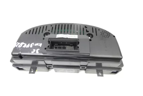 VW Passat 3C Tacho Tachometer 344.000km 3C0920871 X Diesel TDI (127147)