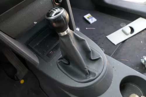 VW Touran 1T Schaltknauf Schaltsack Schaltung Schaltknüppel schwarz Leder Cross (127708)
