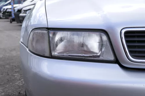 Audi A4 B5 Scheinwerfer vorne rechts Valeo (128542)