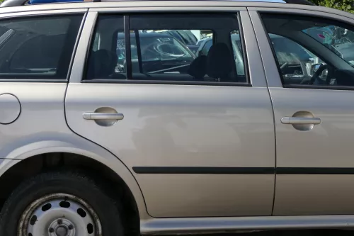 Skoda Octavia 1U5 Combi Kombi Variant Tür hinten rechts gold 9201 beige (128818)