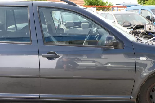VW Golf 4 Bora Tür vorne rechts Beifahrertür 4/5-Türer+Kombi Variant grau LC7V (128933)